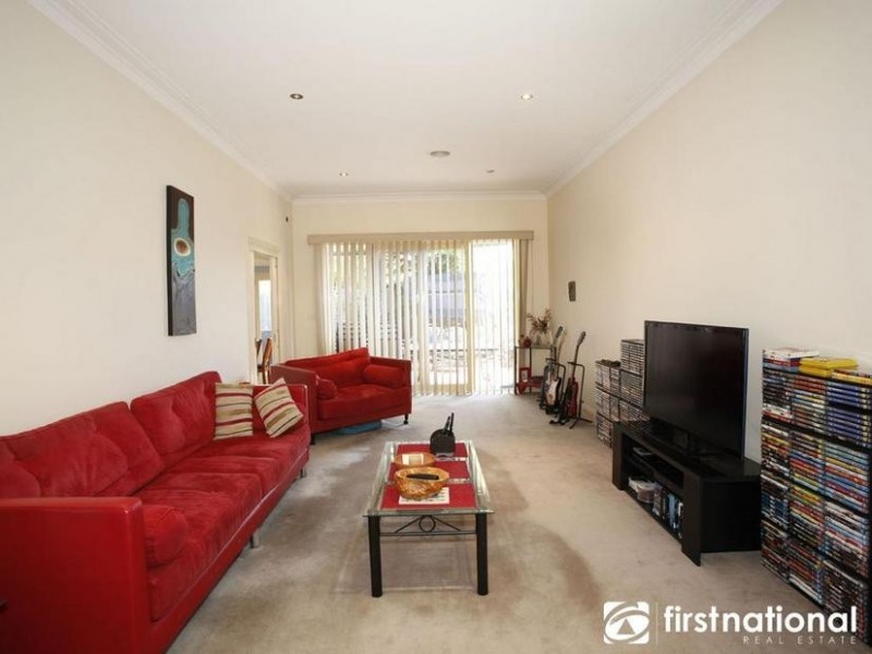 8 Pineview Court, Narre Warren South VIC 3805