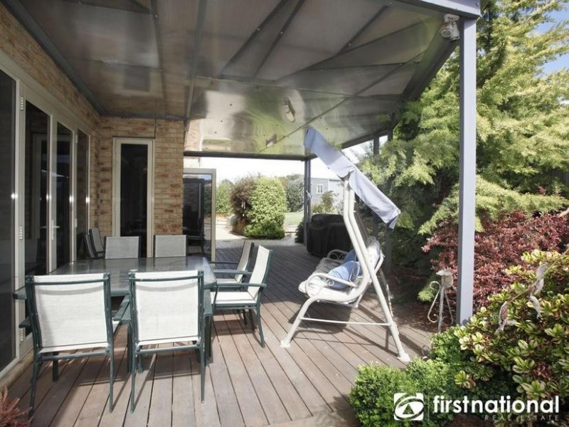 8 Pineview Court, Narre Warren South VIC 3805