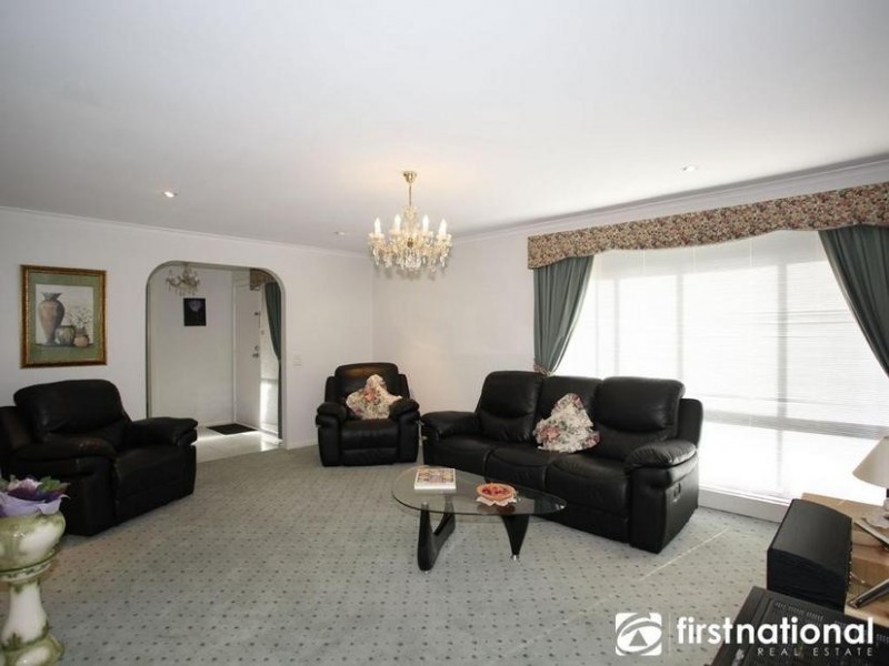 10 Dion Court, Narre Warren VIC 3805