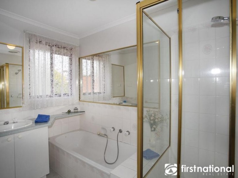 10 Dion Court, Narre Warren VIC 3805