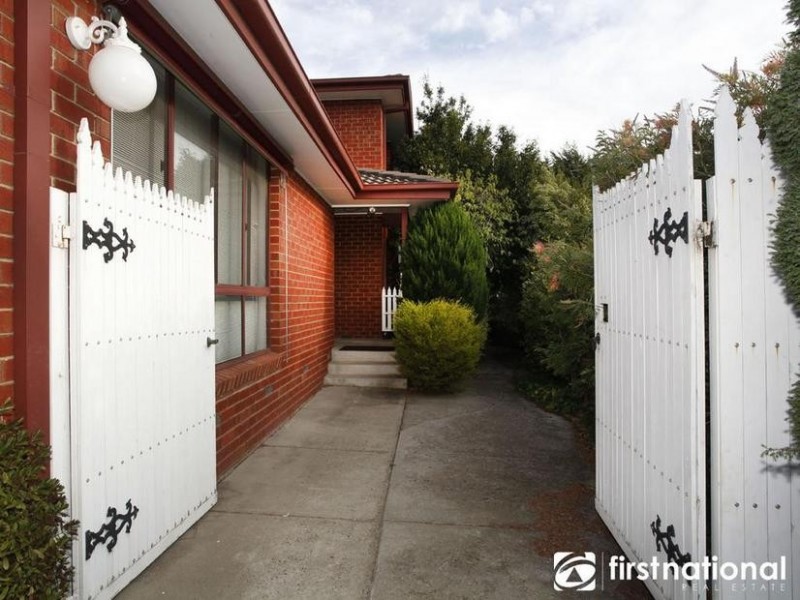 10 Dion Court, Narre Warren VIC 3805