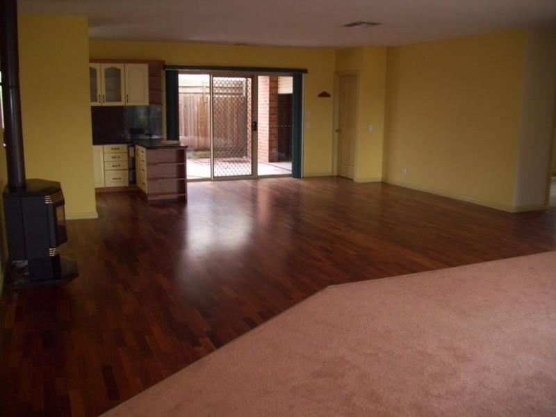 15 Aitken Court, Berwick VIC 3806