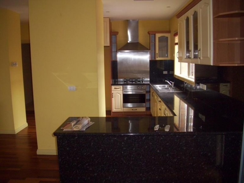 15 Aitken Court, Berwick VIC 3806