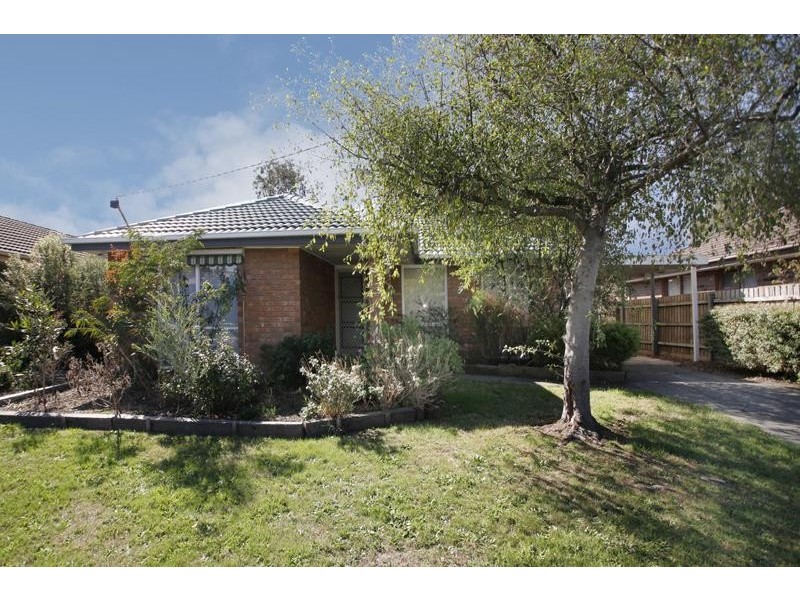 9 Elandra Way, Cranbourne West VIC 3977