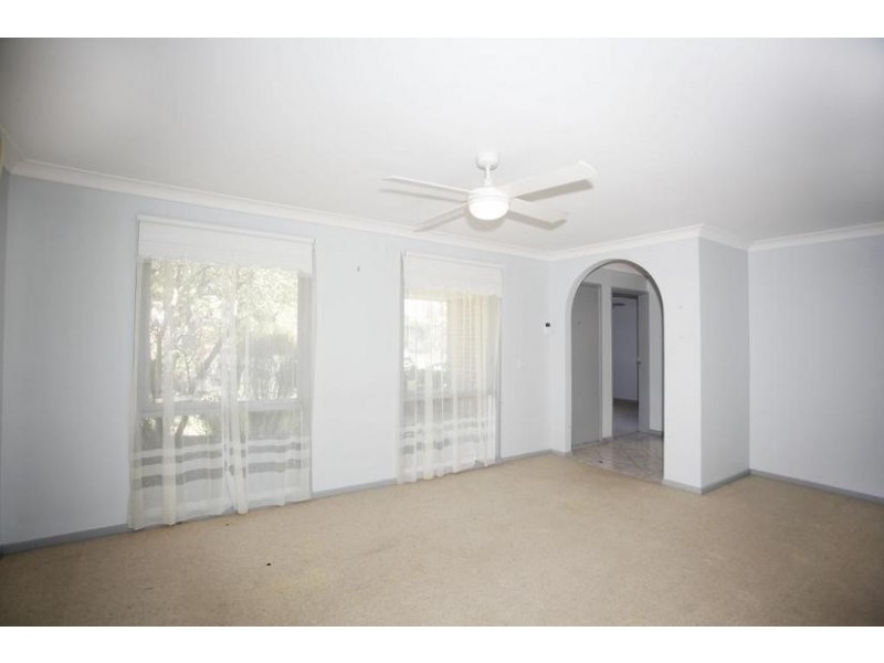 9 Elandra Way, Cranbourne West VIC 3977