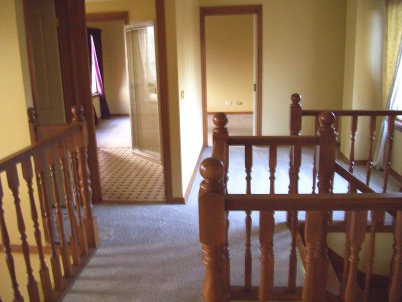 1/8-13 Adelaide Close, Berwick VIC 3806