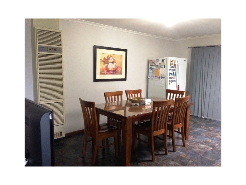 16 Gordonia Crescent, Narre Warren VIC 3805