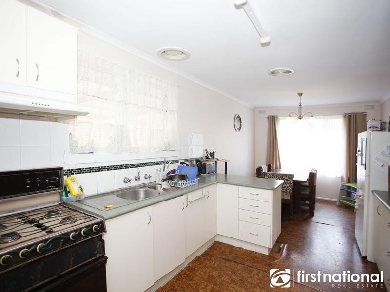 21 Allison Avenue, Eumemmerring VIC 3177