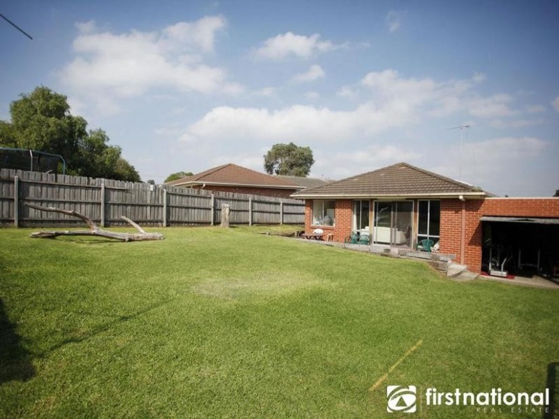 21 Allison Avenue, Eumemmerring VIC 3177