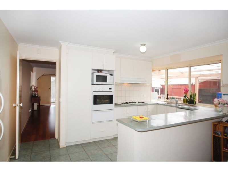 57 Ellenvale Drive, Narre Warren VIC 3805