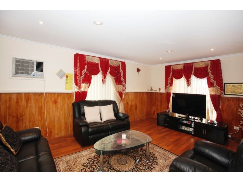 57 Ellenvale Drive, Narre Warren VIC 3805