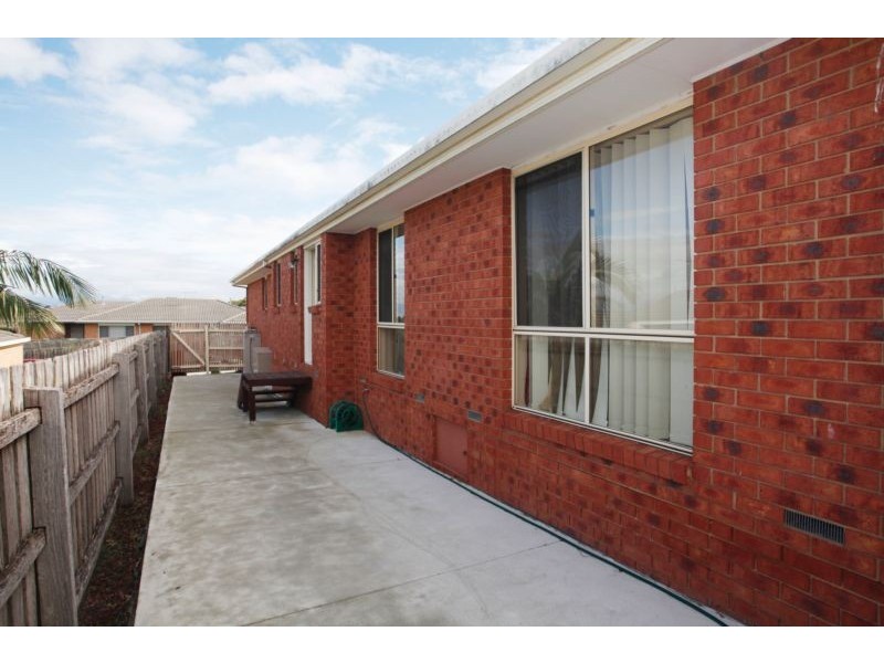 57 Ellenvale Drive, Narre Warren VIC 3805