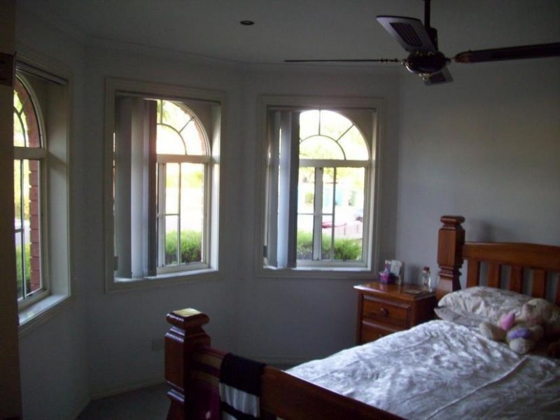 19A Glenn Erin Way, Berwick VIC 3806