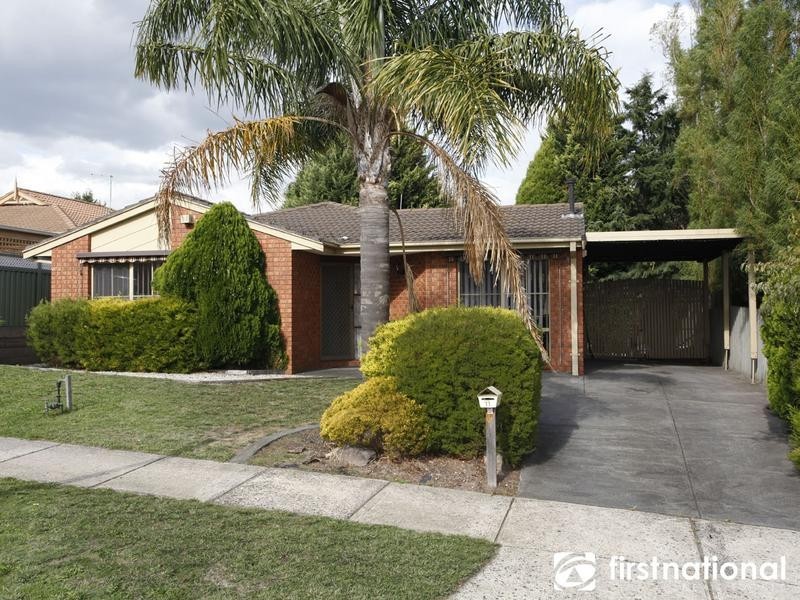 11 Amber Crescent, Narre Warren VIC 3805