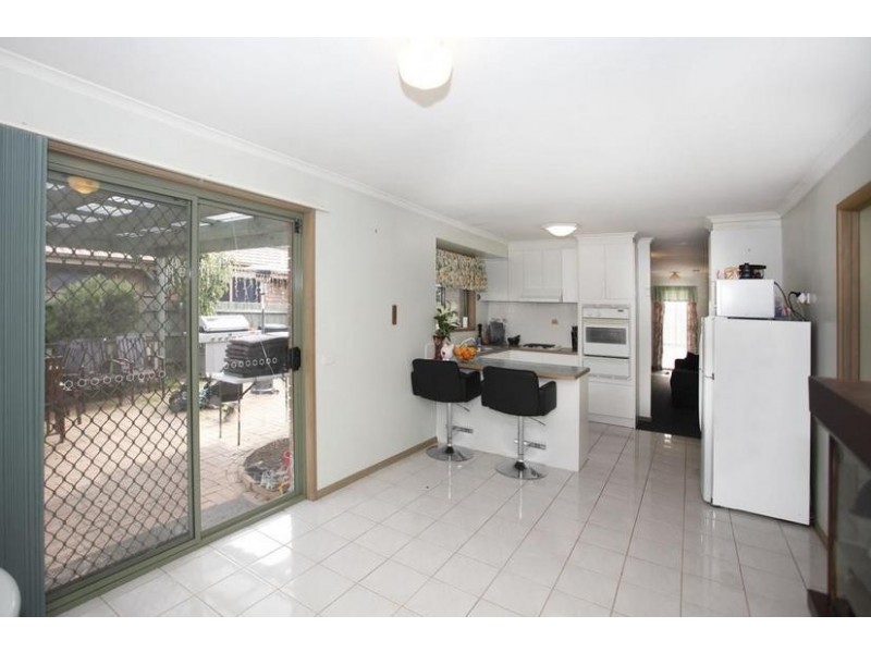 13 Insignia Crescent, Berwick VIC 3806