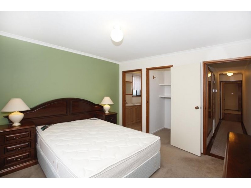 3 Nettle Drive, Hallam VIC 3803
