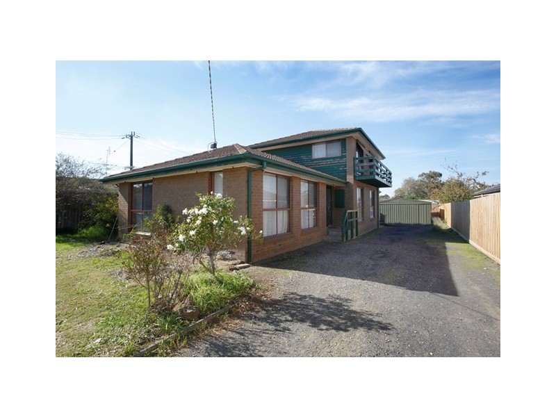 104 Racecourse Road, Pakenham VIC 3810