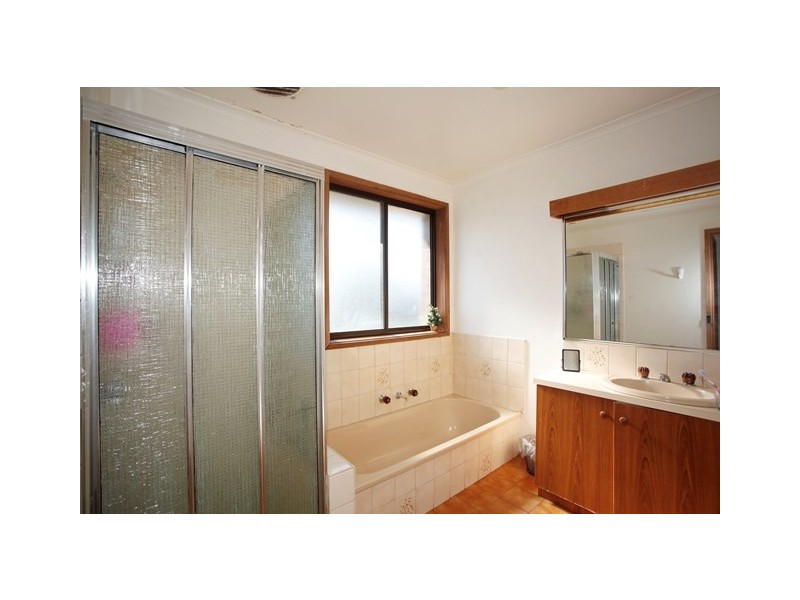 104 Racecourse Road, Pakenham VIC 3810