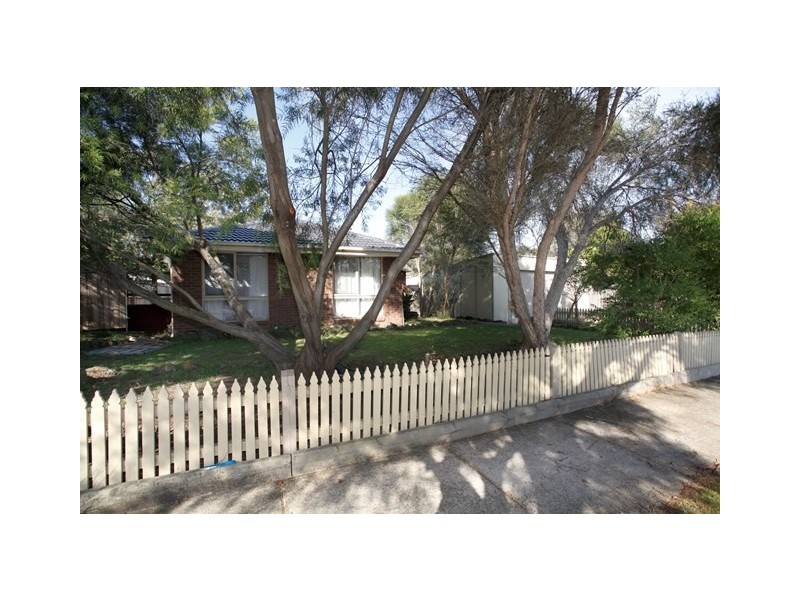 22 Garryowen Crescent, Narre Warren VIC 3805