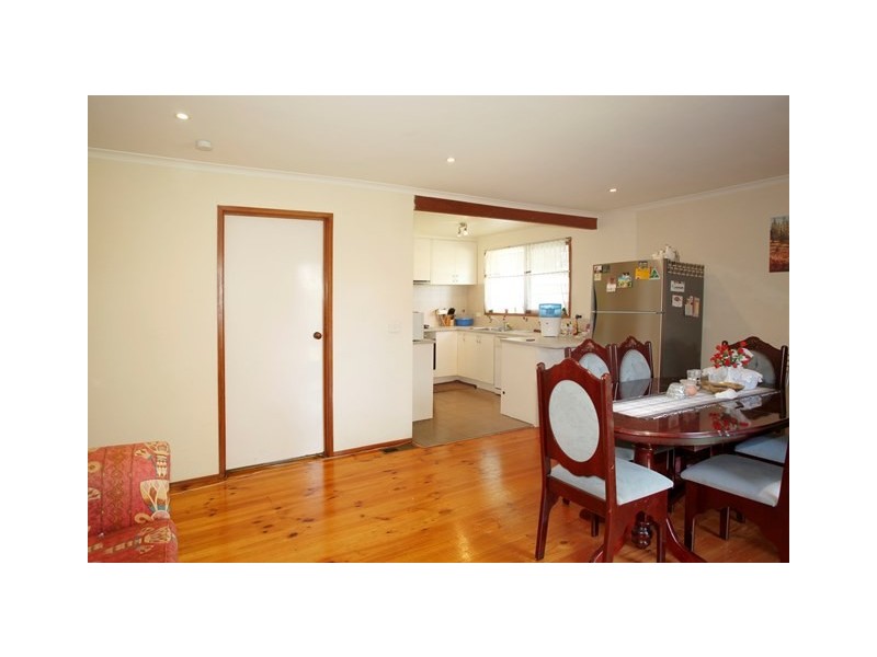 22 Garryowen Crescent, Narre Warren VIC 3805