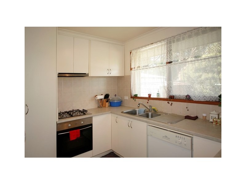 22 Garryowen Crescent, Narre Warren VIC 3805