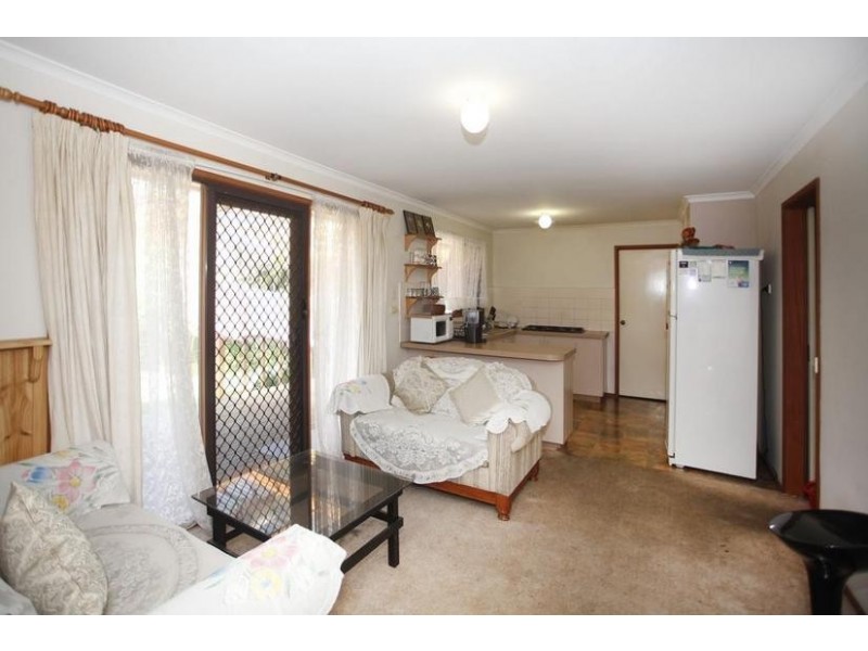 44 Barondi Avenue, Narre Warren VIC 3805