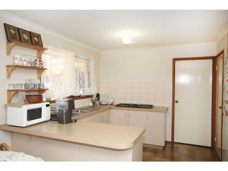 44 Barondi Avenue, Narre Warren VIC 3805