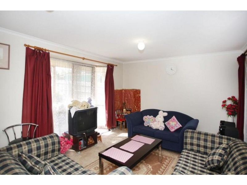 44 Barondi Avenue, Narre Warren VIC 3805