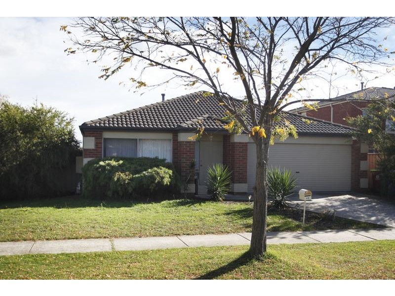 49 Sherwood Road, Narre Warren South VIC 3805