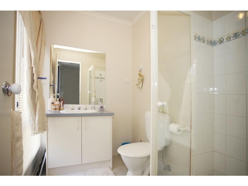 49 Sherwood Road, Narre Warren South VIC 3805