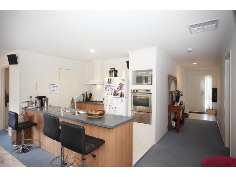 49 Sherwood Road, Narre Warren South VIC 3805