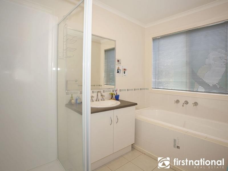 36-38 Langbourne Drive, Narre Warren South VIC 3805