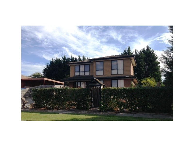 42 George Chudleigh Drive, Hallam VIC 3803