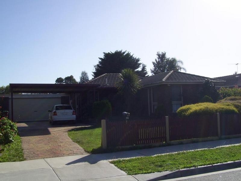 75 Fountain Drive, Narre Warren VIC 3805