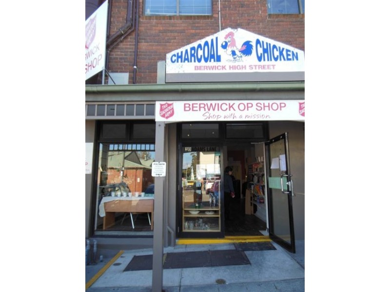 30 Adams Lane, Berwick VIC 3806