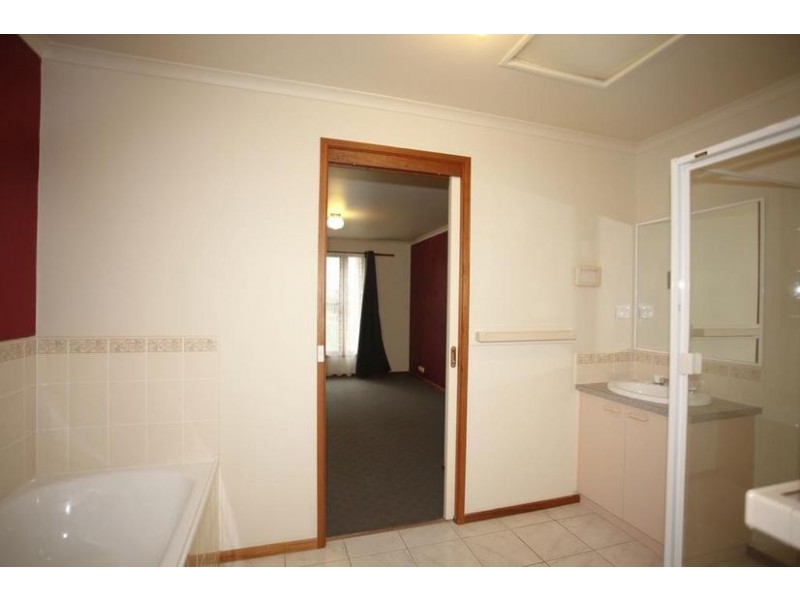 7 Attunga Court, Berwick VIC 3806