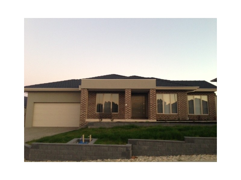 17 Avenview Drive, Narre Warren North VIC 3804