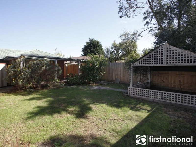 9 Elandra Way, Cranbourne West VIC 3977