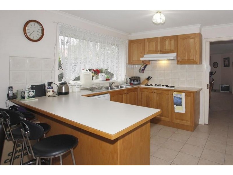 14 Peveril Court, Narre Warren VIC 3805