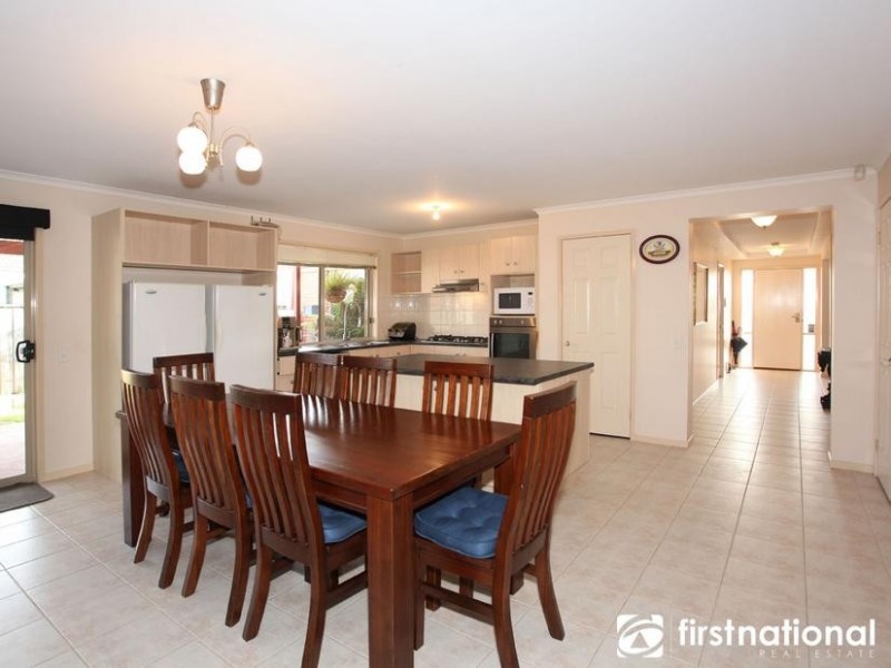 20 Hallmark Drive, Narre Warren South VIC 3805