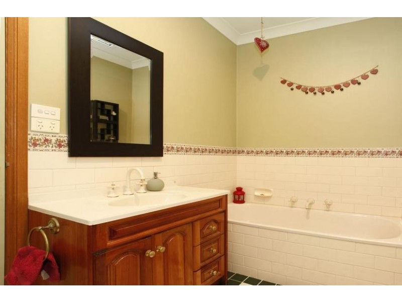 45 Jerilderie Drive, Berwick VIC 3806