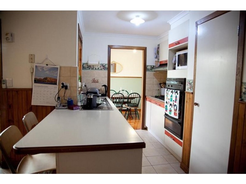 18 Tilba court, Berwick VIC 3806