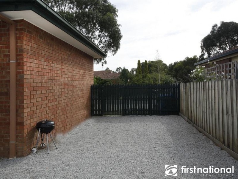 6 Wirrabarra Place, Berwick VIC 3806