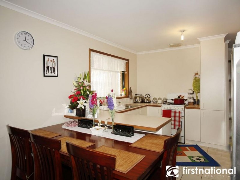 6 Wirrabarra Place, Berwick VIC 3806