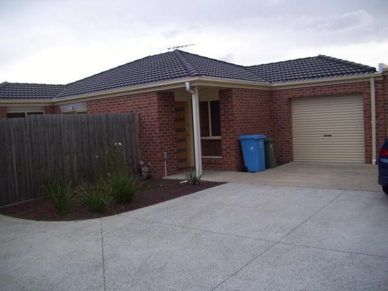 4/11-13 Palmer Drive, Narre Warren VIC 3805