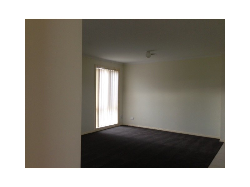 2 Pineview court, Narre Warren South VIC 3805