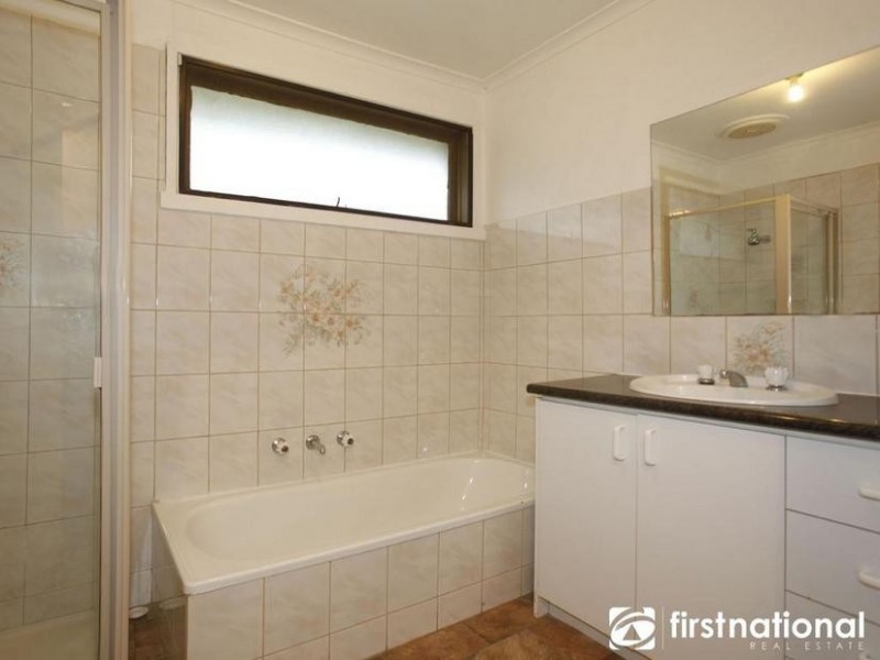 51 Upton Crescent, Narre Warren VIC 3805