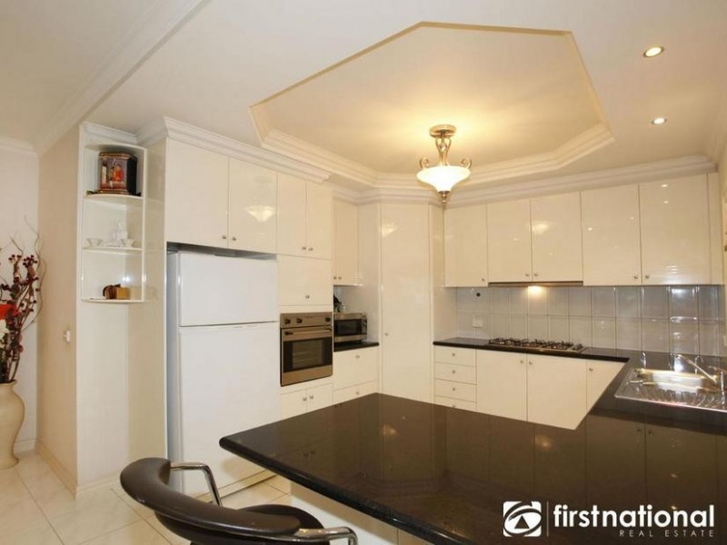 16 Piccadilly Court, Narre Warren South VIC 3805