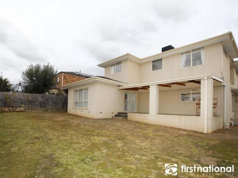 16 Piccadilly Court, Narre Warren South VIC 3805