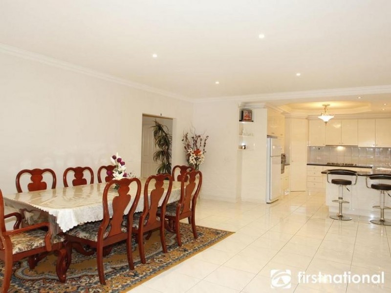 16 Piccadilly Court, Narre Warren South VIC 3805